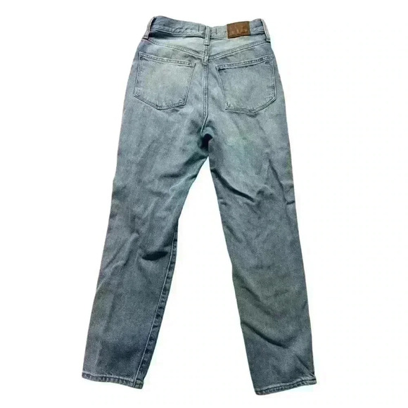 MADEWELL The Mom Jean High Rise in Gilford Light Wash Ripped Edition Size 26 - Picture 2 of 7